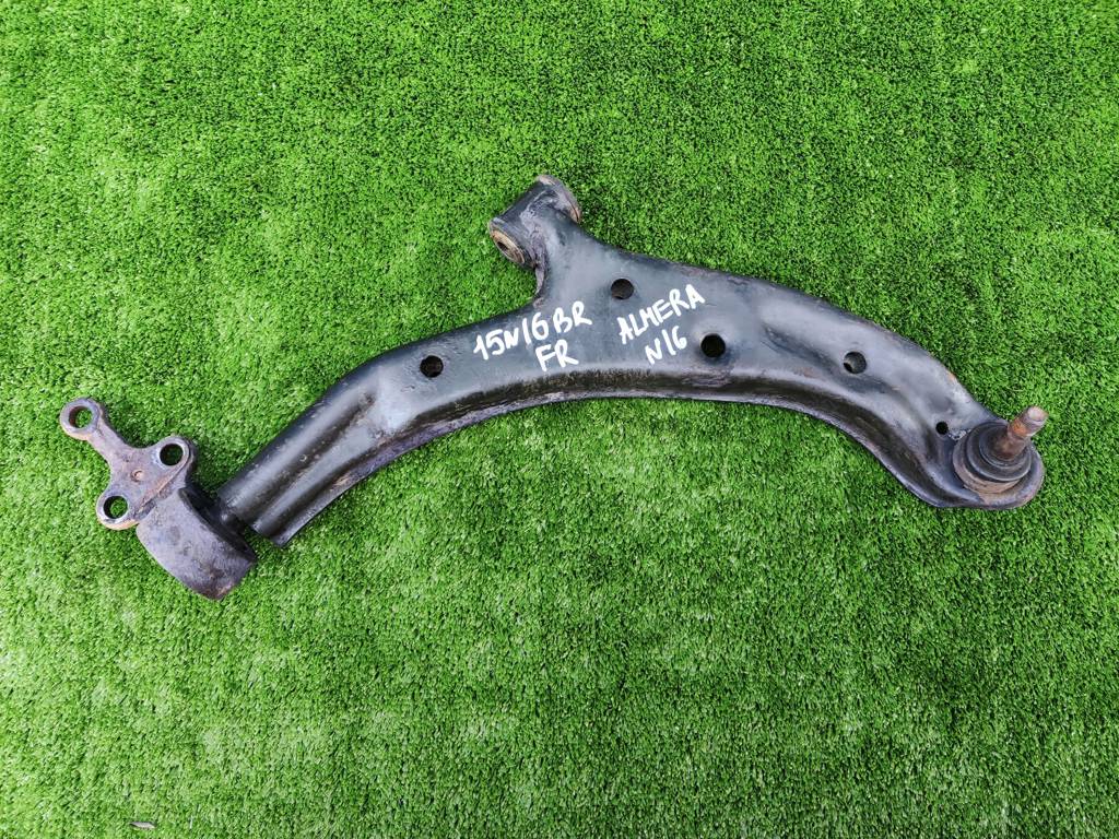 NISSAN ALMERA (N16) 2000-2006 для Рычаг передний правый