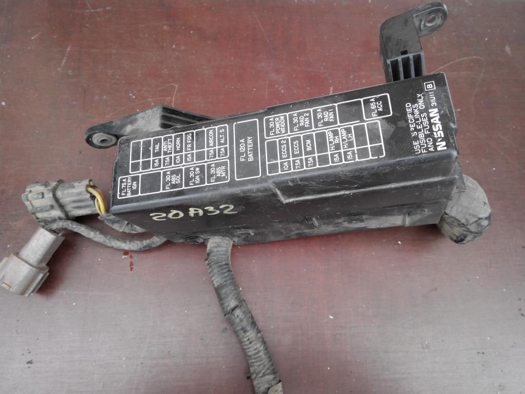 NISSAN CEFIRO (A32) 1994-1999 для Блок реле