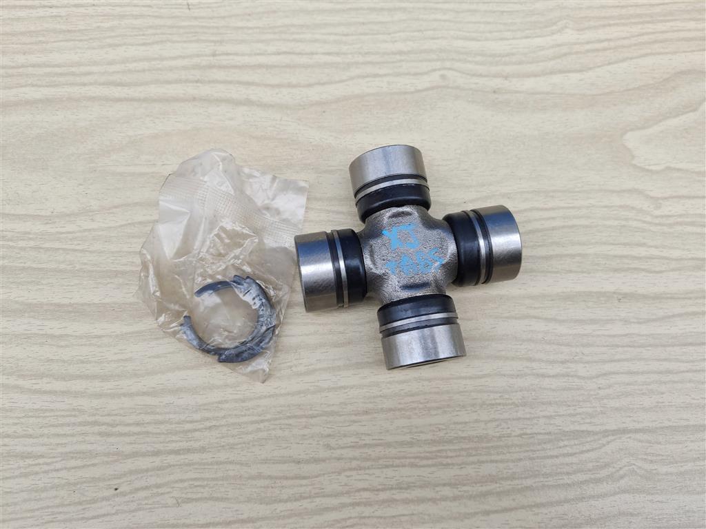 JEEP CHEROKEE (XJ) 1990-2001 для Крестовина