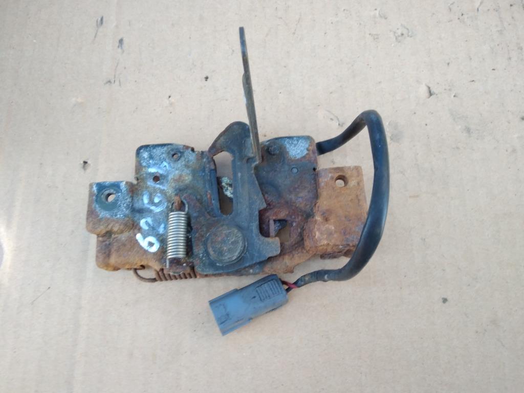 MAZDA 3 (BK) 2003-2009 для Замок капота