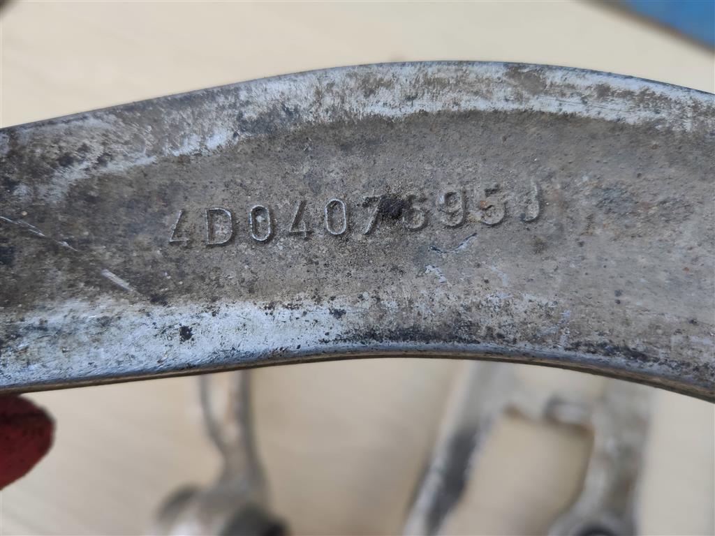 AUDI A4 (B5) 1994-2000 для Рычаг подвески (комплект) AUDI A4 (B5) 1994-2000 для Рычаг подвески (комплект)