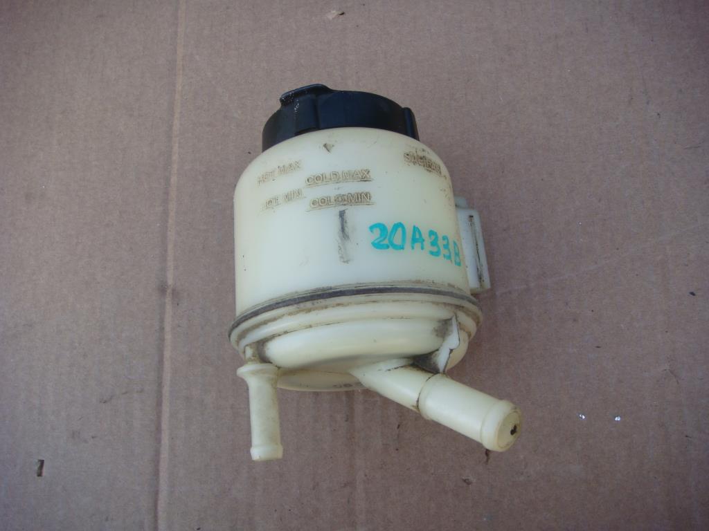 NISSAN MAXIMA (A33) 1999-2006 для Бачок ГУР