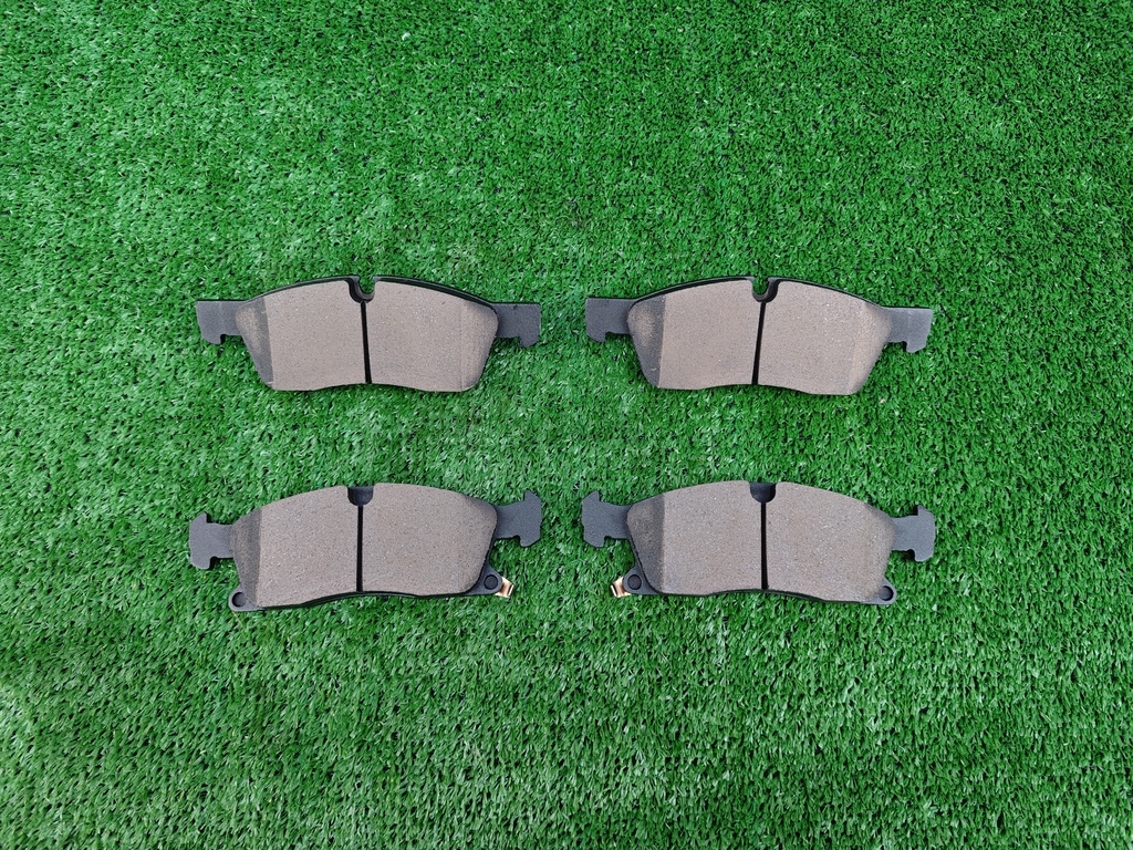 JEEP GRAND CHEROKEE (WK2) 2010- для Колодки тормозные передние