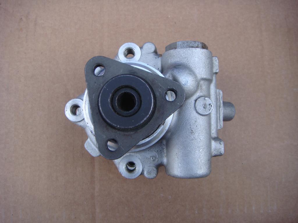 AUDI A4 (B5) 1994-2000 для Насос гидроусилителя руля (ГУР)