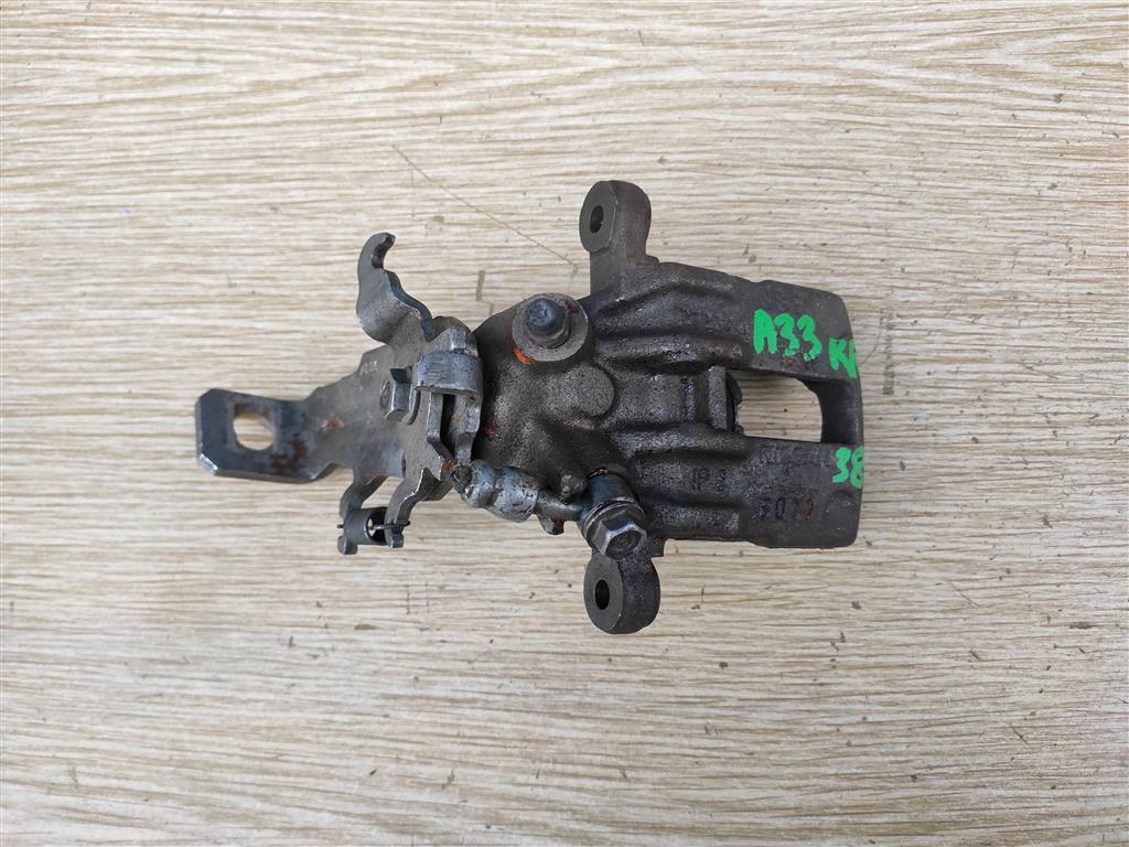 NISSAN ALMERA (N16) 2000-2006 для Суппорт задний правый