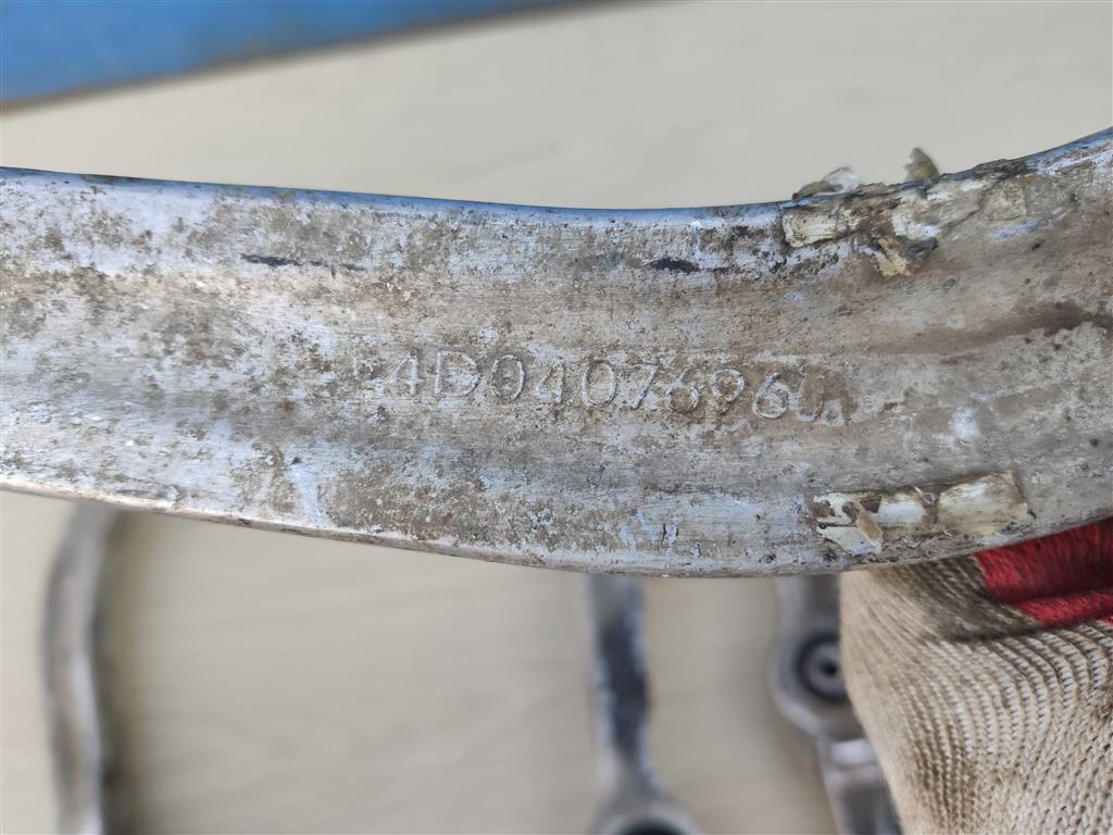 AUDI A4 (B5) 1994-2000 для Рычаг подвески (комплект) AUDI A4 (B5) 1994-2000 для Рычаг подвески (комплект)