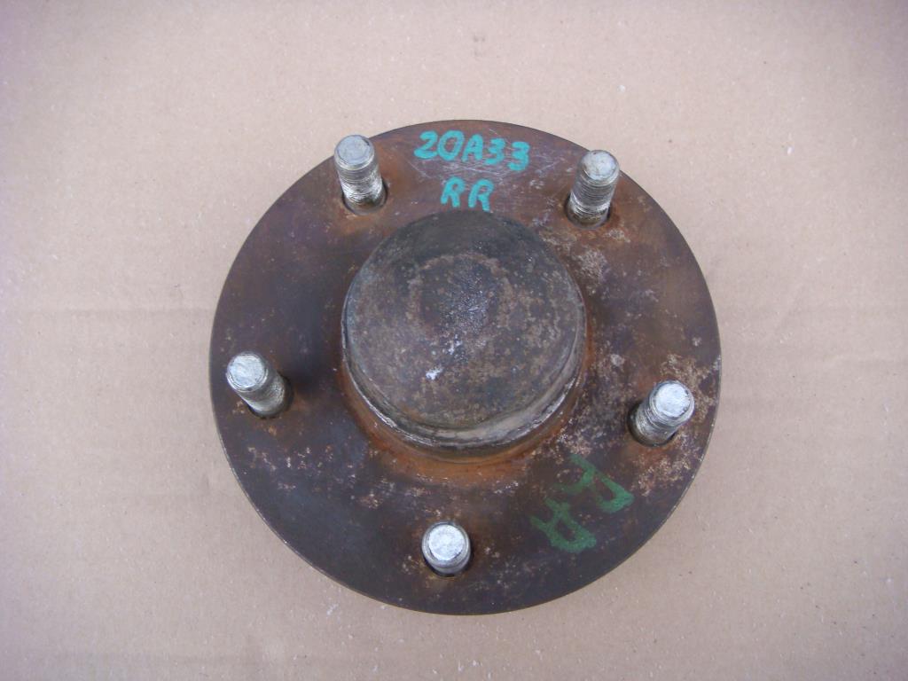 NISSAN CEFIRO (A33) 1999-2006 для Ступица задняя