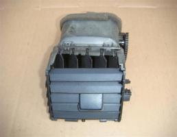 Дефлектор воздушный для TOYOTA COROLLA (E150) 2006-2013  запчасти бу