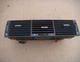 Дефлектор воздушный для AUDI A8 (D2) 1994-2003  запчасти бу