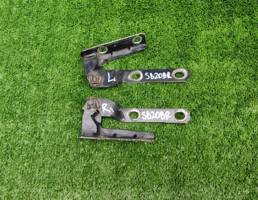 Петля капота правая для SAAB 9000CS 1992-1994  запчасти бу