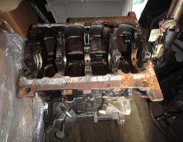 Блок двигателя (картер) для VOLKSWAGEN PASSAT (B5) 2000-2005  запчасти бу