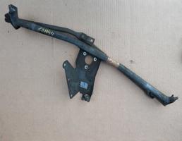 Трапеция стеклоочистителей для AUDI 100 (44) 1983-1991  запчасти бу