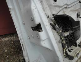 Замок двери передней левой для RENAULT MEGAN 1996-1999  запчасти бу