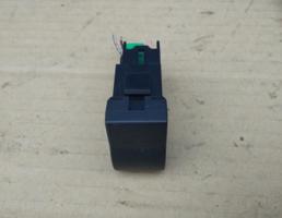 Кнопка (выключатель) для MAZDA 3 (BK) 2003-2009  запчасти бу