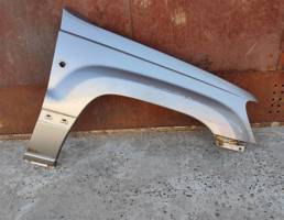 Крыло переднее правое для JEEP GRAND CHEROKEE (WJ) 1999-2004  запчасти бу