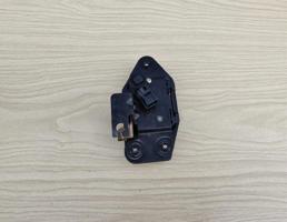 Замок багажника для JEEP GRAND CHEROKEE (WJ) 1999-2004  запчасти бу