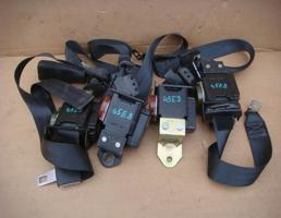 Ремень безопастности для JEEP GRAND CHEROKEE (ZJ) 1993-1998  запчасти бу