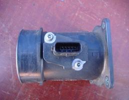 Датчик расхода воздуха (ДМРВ,MAF) для NISSAN WINGROAD/AD (Y11) 1999-2008  запчасти бу