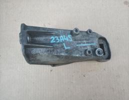 Кронштейн двигателя левый для AUDI 100 (45) 1991-1994  запчасти бу