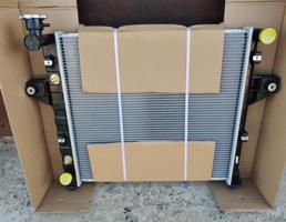 Радиатор охлаждения для JEEP GRAND CHEROKEE (WJ) 1999-2004  запчасти бу