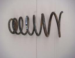 Пружина задняя для HYUNDAI ACCENT II (LC) 2000-  запчасти бу