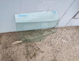 Стекло двери задней левой для MAZDA 3 (BK) 2003-2009  запчасти бу