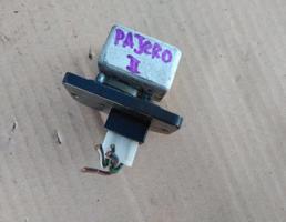 Резистор (сопротивление) отопителя для MITSUBISHI PAJERO/MONTERO (V1,V2,V3,V4) 1990-1997  запчасти бу