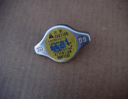 Крышка радиатора для MITSUBISHI PAJERO/MONTERO (V1,V2,V3,V4) 1990-1997  запчасти бу