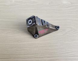 Кронштейн двигателя левый для AUDI A8 (D2) 1994-2003  запчасти бу