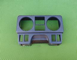 Накладка на панель приборов для MITSUBISHI PAJERO 1982-1990  запчасти бу