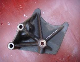 Кронштейн компрессора кондиционера для JEEP GRAND CHEROKEE (ZJ) 1993-1998  запчасти бу