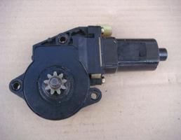 Мотор стеклоподъёмника для HYUNDAI ELANTRA (XD) 2000-2005  запчасти бу