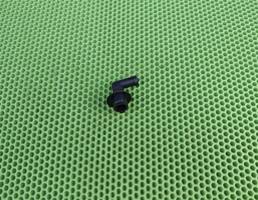 Штуцер вентиляции картерных казов для JEEP GRAND CHEROKEE (ZJ) 1993-1998  запчасти бу