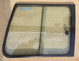 Стекло кузова правое для MITSUBISHI PAJERO/MONTERO (V1,V2,V3,V4) 1990-1997  запчасти бу