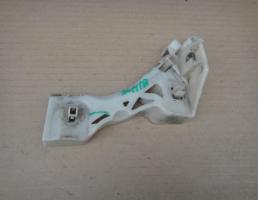 Кронштейн переднего бампера левый для MAZDA 3 (BK) 2003-2009  запчасти бу