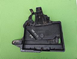Кронштейн (крепление) аккумулятора для JEEP GRAND CHEROKEE (WJ) 1999-2004  запчасти бу