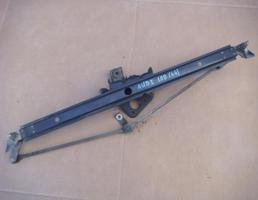 Трапеция стеклоочистителей для AUDI 100 (44) 1983-1991  запчасти бу