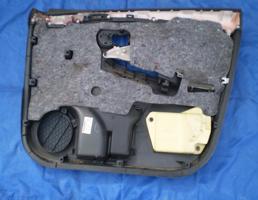 Обшивка двери передней левой для TOYOTA COROLLA (E150) 2006-2013  запчасти бу