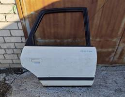 Дверь задняя правая для AUDI 100 (45) 1991-1994  запчасти бу