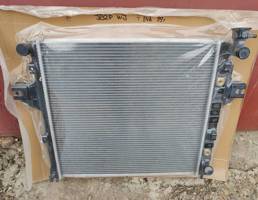 Радиатор охлаждения для JEEP GRAND CHEROKEE (WJ) 1999-2004  запчасти бу