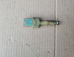 Датчик педали тормоза для AUDI 100 (44) 1983-1991  запчасти бу