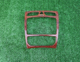 Консоль торпедо (ценральная) для MERCEDES-BENZ W203 2000-2006  запчасти бу