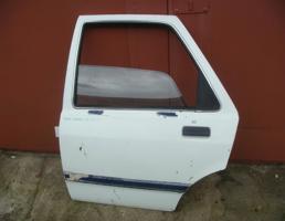 Дверь задняя левая для FORD SIERRA 1987-1993  запчасти бу