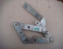 Петля капота левая для OPEL OMEGA A 1986-1994  запчасти бу