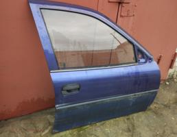 Дверь передняя правая для OPEL VECTRA B 1996-2001  запчасти бу