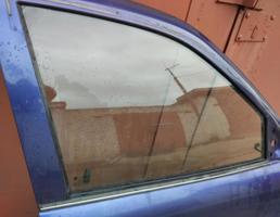 Стекло двери передней правой для OPEL VECTRA B 1996-2001  запчасти бу