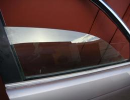 Стекло двери передней правой для BMW 5 (E39) 1995-2003  запчасти бу