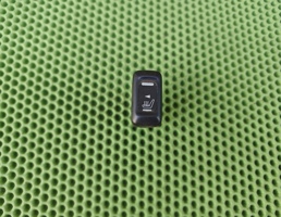 Кнопка обогрева сидений для SUBARU LEGACY (B11) 1994-1998  запчасти бу