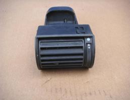 Дефлектор воздушный для AUDI 100 (45) 1991-1994  запчасти бу