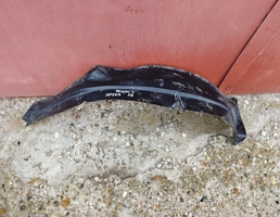 Подкрылок (локер) передний правый для MITSUBISHI PAJERO 1982-1990  запчасти бу